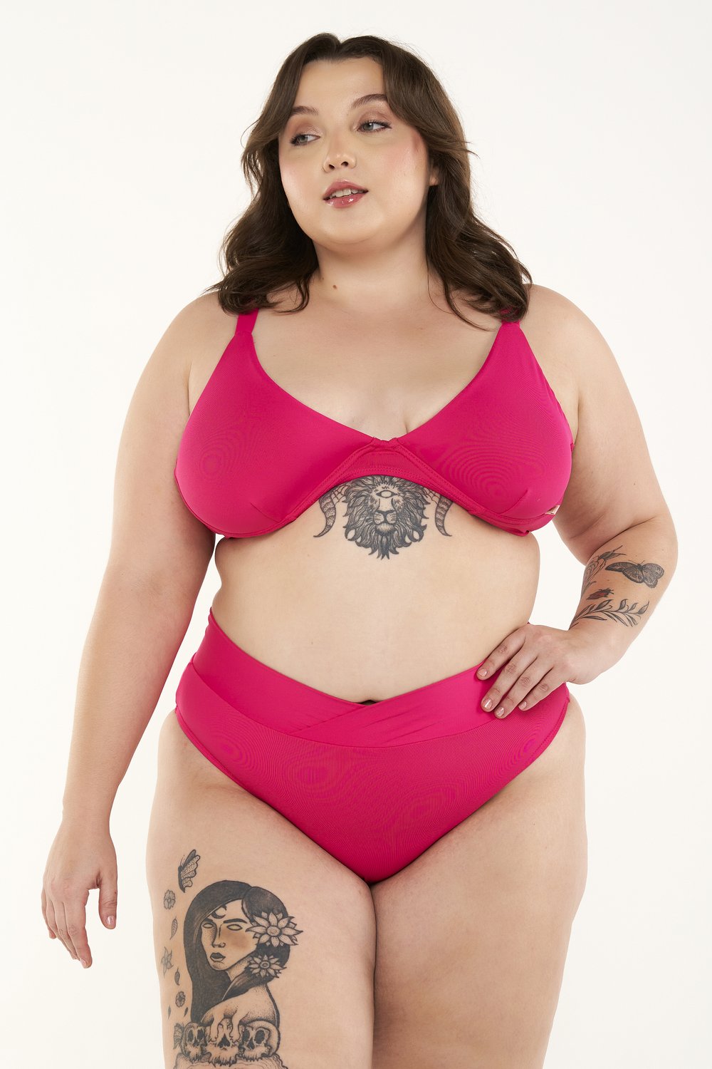 Calcinha Plus Size Barra Em V Rosa Ilha Bikini