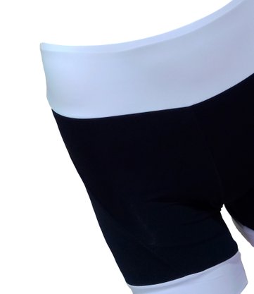 Bermuda Dupla Com Detalhes em Branco
