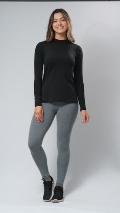 Blusa Térmica Com Fenda Lateral Preta