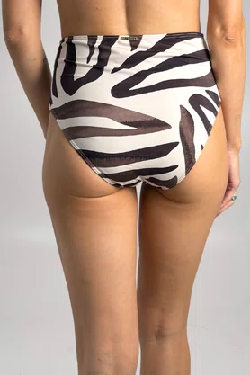 Hot Pants Amores Zebra Print