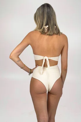 Hot Pants Brisa Areia Textura