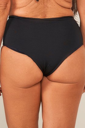 Hot Pants Itapirubá Preto Texturizado
