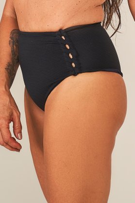 Hot Pants Itapirubá Preto Texturizado