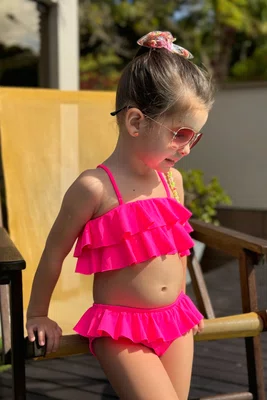 Conjunto Infantil Babados Rosa Neon