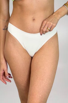 Calcinha De Biquíni Camboriú Off White Textura