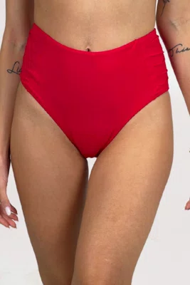 Hot Pants Veneza Vermelho