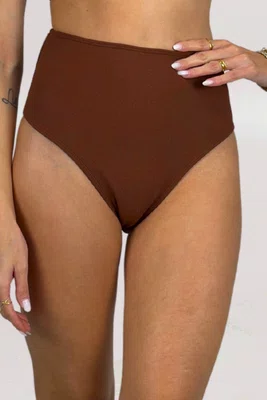 Hot Pants Brisa Choco Textura