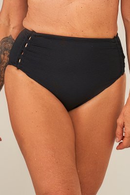 Hot Pants Itapirubá Preto Texturizado