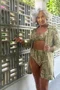 Camisa Amores Verde Musgo Folhas